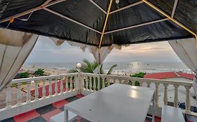 Hotel Salty Waves Baga